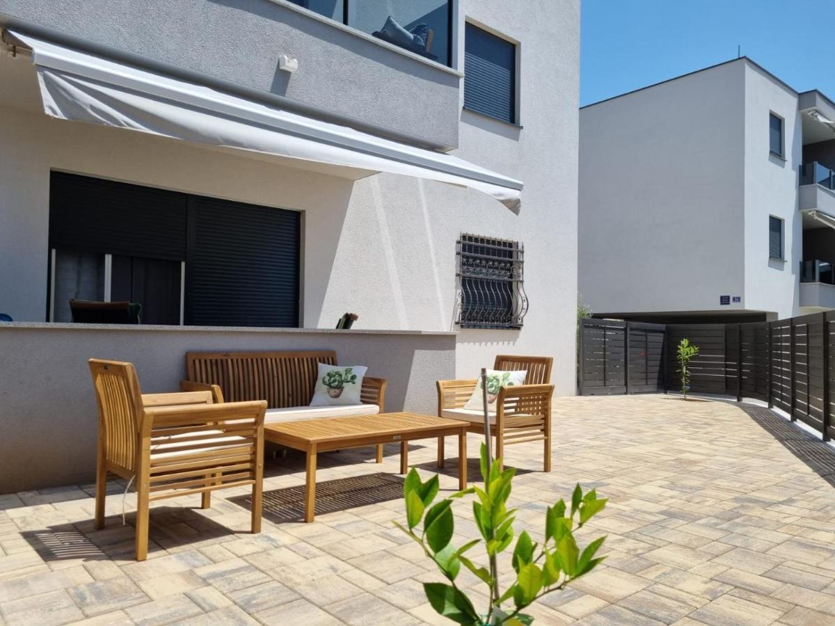 Blue Pearl Apartment Rogoznica  Esterno foto