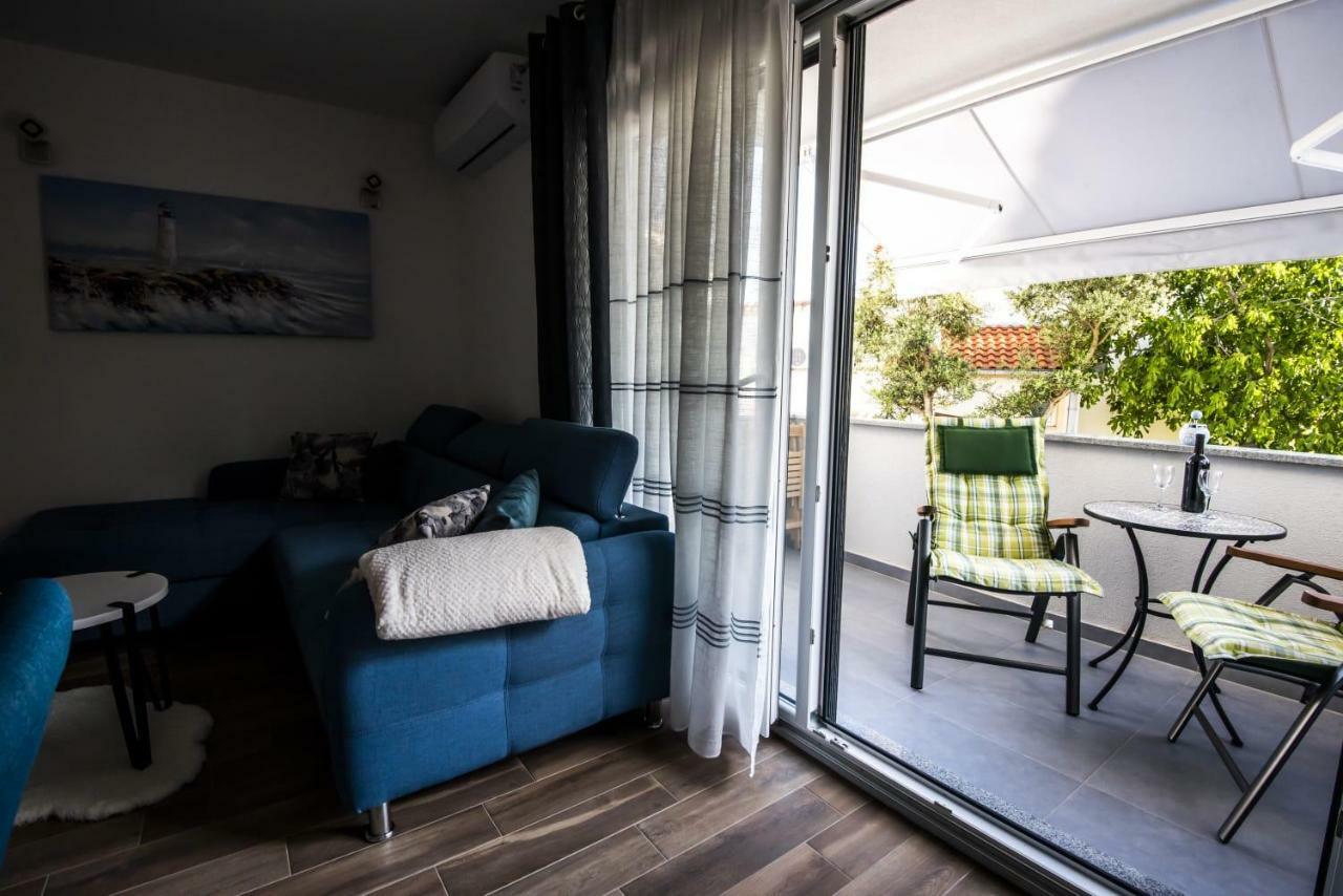 Blue Pearl Apartment Rogoznica  Esterno foto