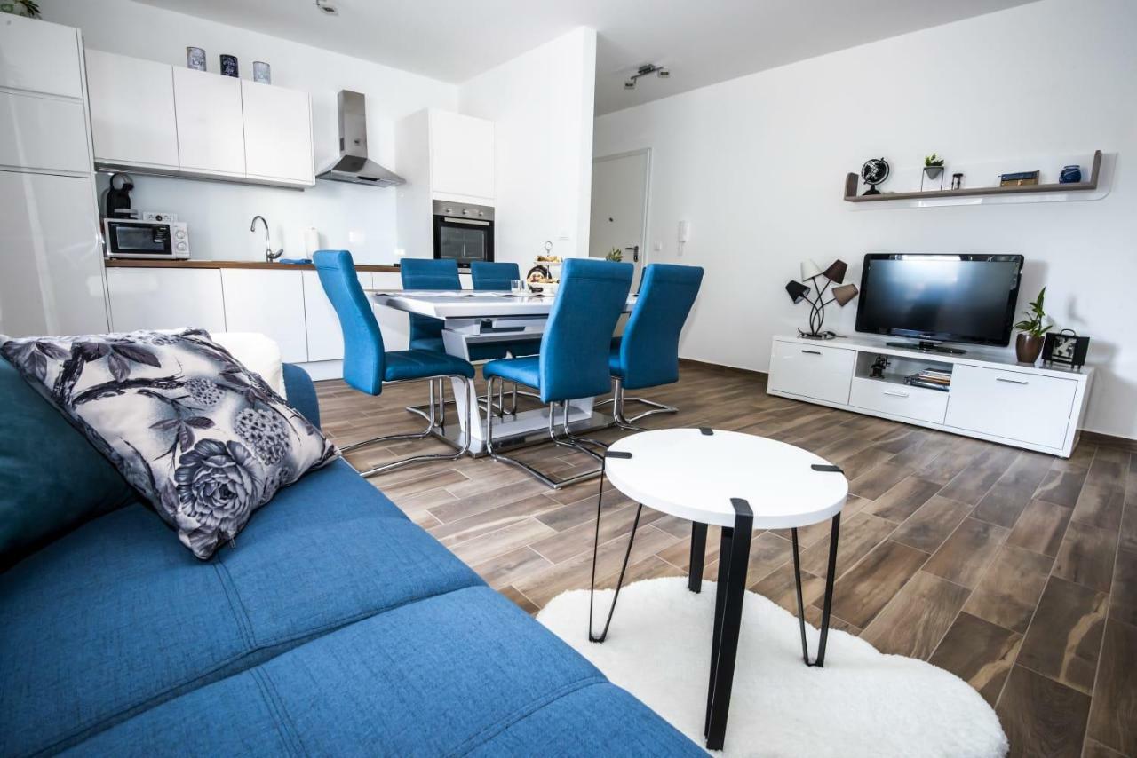 Blue Pearl Apartment Rogoznica  Esterno foto