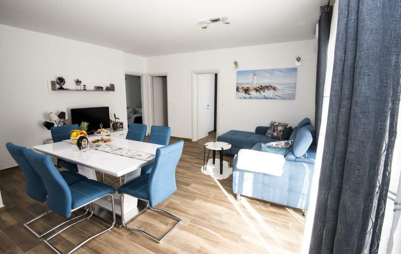 Blue Pearl Apartment Rogoznica  Esterno foto