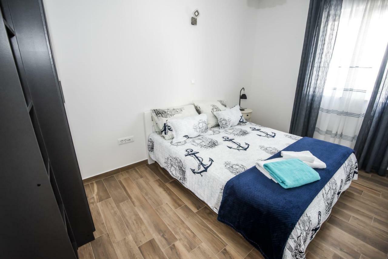 Blue Pearl Apartment Rogoznica  Esterno foto